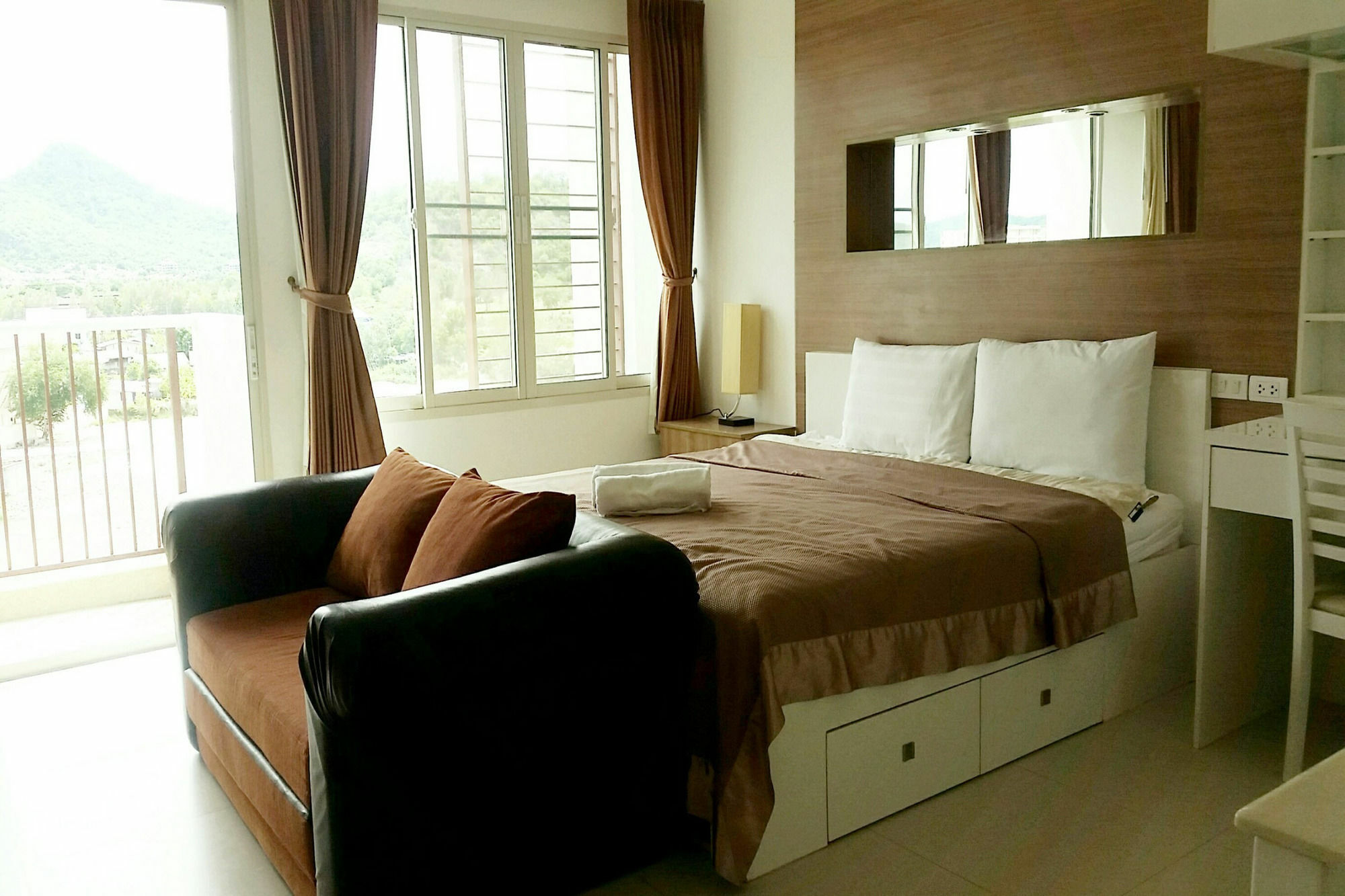 The Seacraze Hua-Hin By Montri C. Apartment HHQ Exterior foto